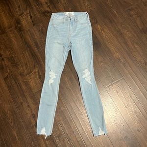 Womens Hollister Jeans sz 3R/W26/L28